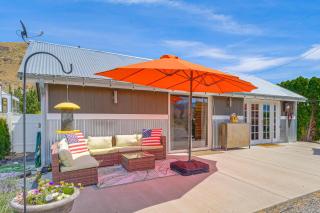 Walk to River + Bike Trail! East Wenatchee Escape - 0