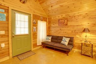 Near Trails! Ozark Mtn Hideaway w/ Fire Pit, Grill - 6