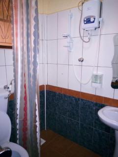 J residence Motel - Entebbe - 3