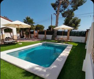 Chalet en punta prima cerca de Torrevieja - 0