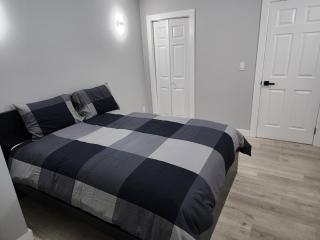 Modern 1-Bedroom Basement Suite - 1