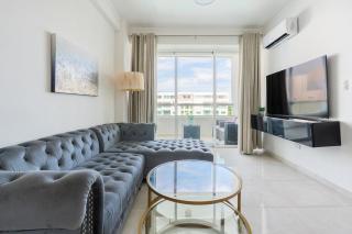 Penthouse Paradise -Pool -Terraces -Parking -BBQ - 0