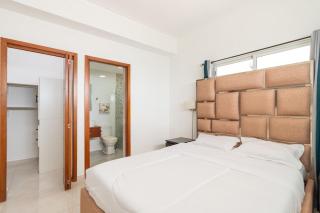 Penthouse Paradise -Pool -Terraces -Parking -BBQ - 6