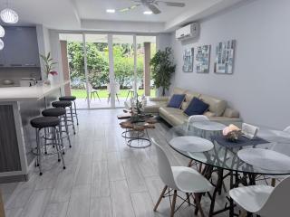 Condo in Herradura, Costa Rica, 10 min from Jaco, CR - 4
