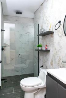 Apartaestudio Luxury cerca al Poblado - 3