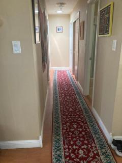 Private room in a quiet neighborhood - 1