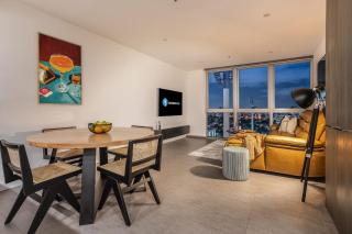 Rooftop Pool 1BR at the Gabba with City Views - 0