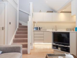 3 Keepers Cottage, Hillfield Village - 7