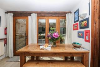 Fixit Cottage - 3