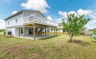 Waterfront Beach House - 8