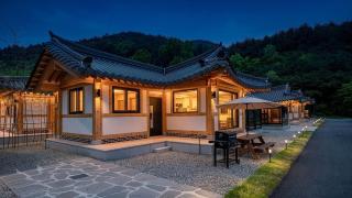Gangneung Harang Hanok Pool Villa - 4