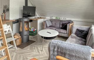 2 Bedroom Beautiful Home In Hemmet - 9