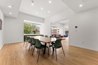 Executive Skyline Suite , UG Parking , Gym - 2