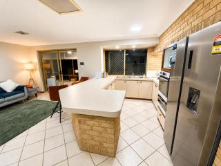 Mullaloo Beach Home - 1