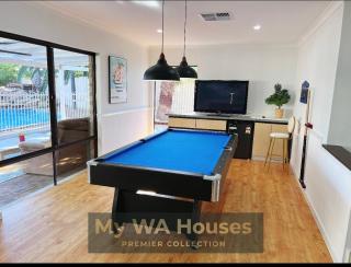 Edgewater Whole Holiday Resort - 4