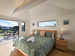 Serenity Sands Beach House - 6