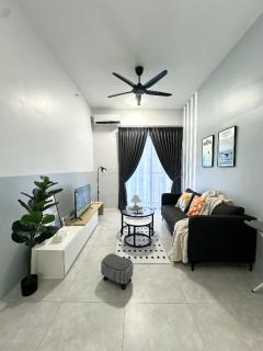 Aston Acacia 3 Bedroom Suite by Jovial - 3