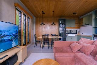 Exclusive Bali Style Cabin Villa with Private Pool - 9