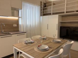 Domus Borgo - Loft Moderno in Centro Storico - 0
