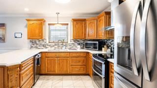 Lynn Haven 3BR - Private Pool & Fenced Yard - 4