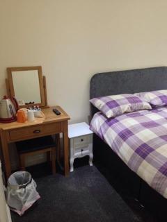 Airport Tavern Accommodation - Felton - 2