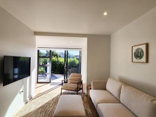 Serenity Sands Apartment - 4