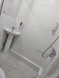 Hostel Uz Guest House - 8