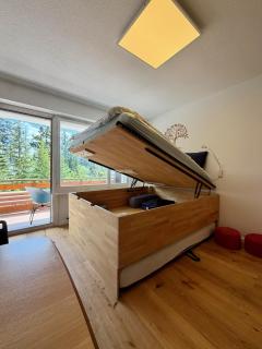 Studio Serenity, 4 min walk to center! - 3