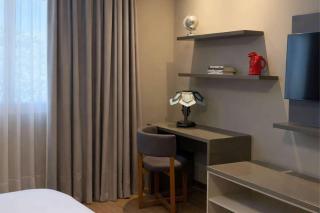 Radisson Red Funes - 4