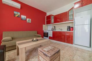 Danai & Palm Stay Complex by Horizon Homes - Ofrínio - 4