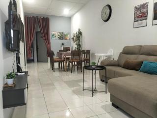R&Relax Seremban Guesthouse, Labu, Gateway, 4PAX 2B2B - 5