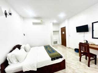 MINI Hotel - 2