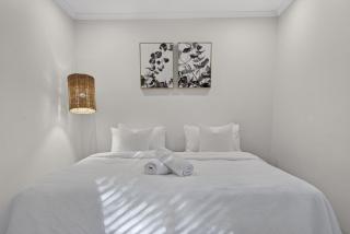 Peaceful Noosa River Retreat with Heated Pool - 3