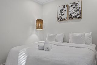 Peaceful Noosa River Retreat with Heated Pool - 2