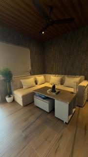 Sarthi Stays - Luxury Penthouse - Private Rooftop - 3