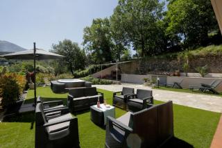 NEW VILLA Jacuzzi WIFI BBQ parking GameCinema ROOM - 9