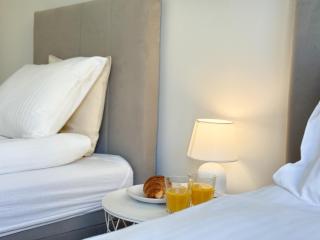 Quiet 2BR Apartment | Metro Wilanowska - 9