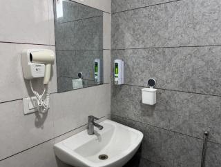 Laxna guest house - 1