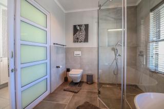 Contemporary Plantation Island - P54 - 2