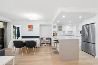 Victoria on Broadbeach Hosted by Gold Coast Holiday Stays - 3