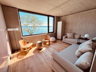 LAKE Villa Qbify - private lakeside living - eigener Strand - 3