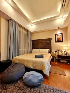 Cozy Private Hotel Suite with Bath Tub and Free Pool Access - 7