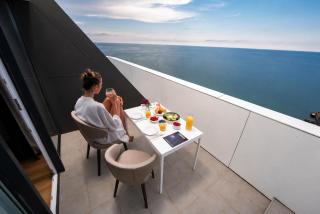 Alliance Palace Golden Sea View Aparthotel - 9