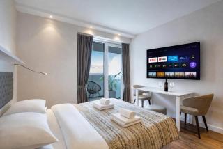 Alliance Palace Golden Sea View Aparthotel - 8