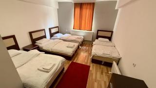 METRO Hotel - 6