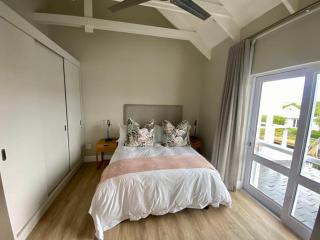 Hammock Haven - H11 - 8