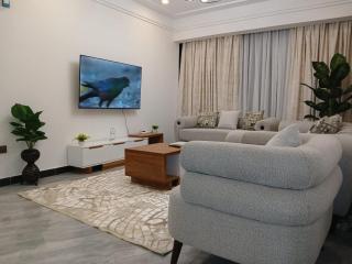 supreme newly furnished apartment with ample parking space, swimming pool ,fully equipped gym child play area and unbeatable city views - 1