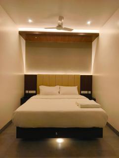 Arthana Grand Inn - 0