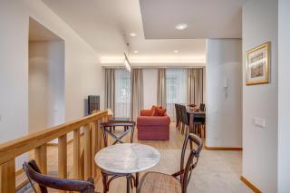 Spacious 3BR Apartment in the Heart of Old Town, 3 - 1
