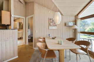 M231-Vaeggerlose-Bjorneklovej-1 - 3
